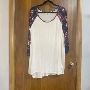 Born Famous Floral Baseball Tee size 3x
